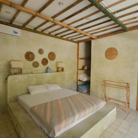 Hotel Tipsea Turtle Gili Air Esterno foto