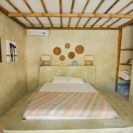 Hotel Tipsea Turtle Gili Air Esterno foto
