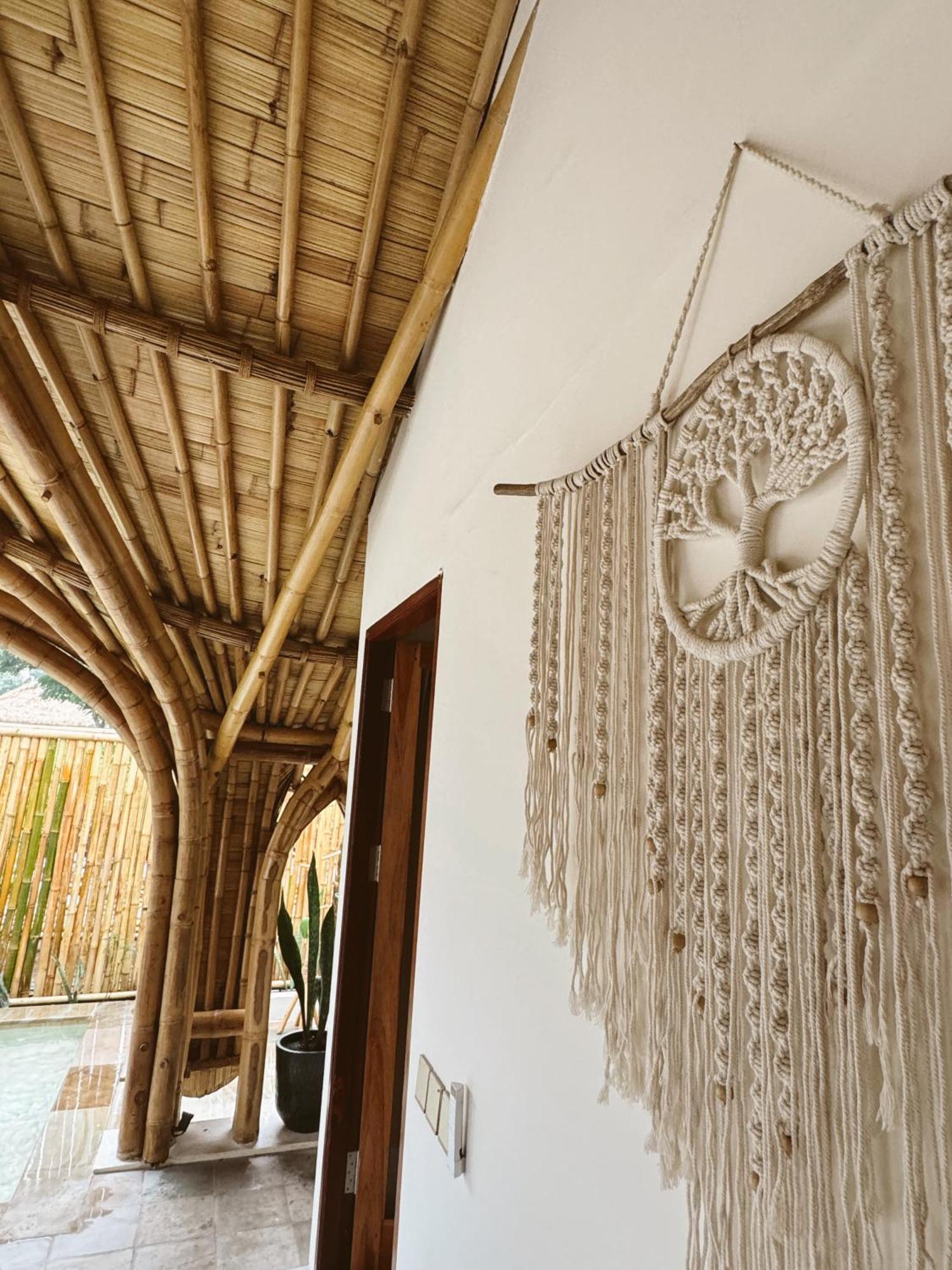 Hotel Tipsea Turtle Gili Air Esterno foto
