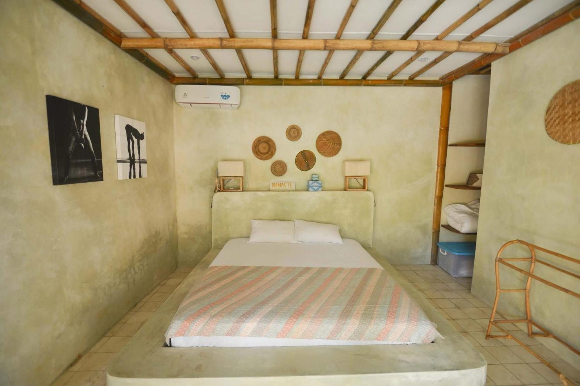 Hotel Tipsea Turtle Gili Air Esterno foto