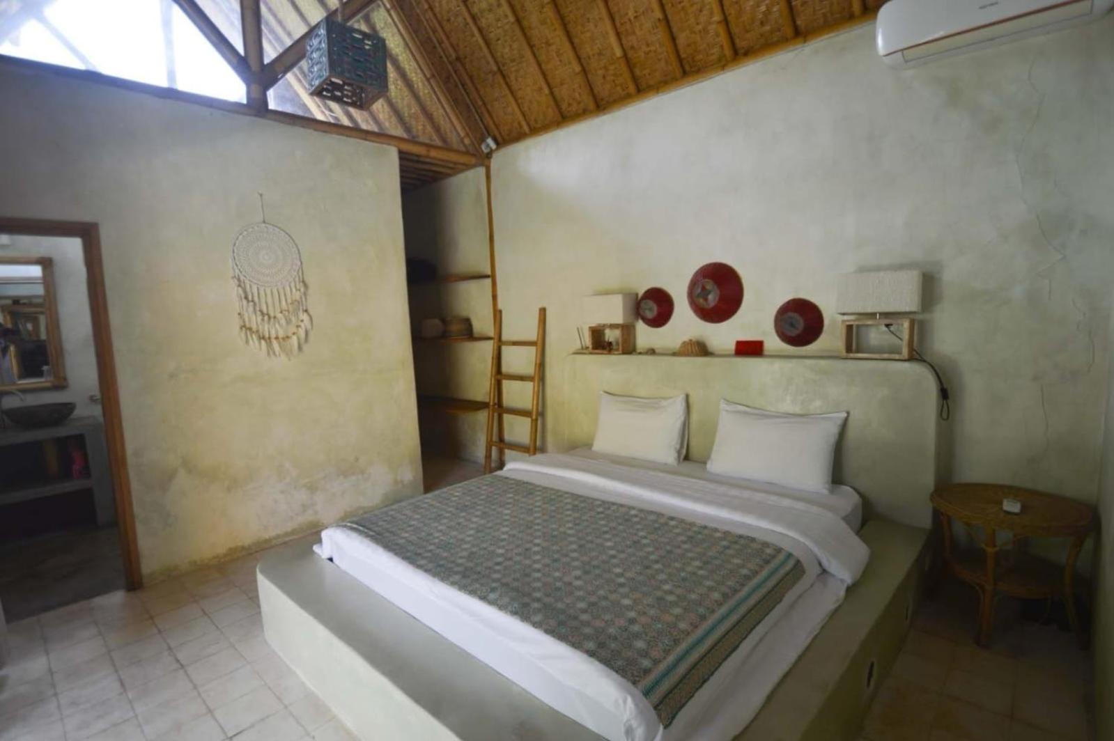 Hotel Tipsea Turtle Gili Air Esterno foto